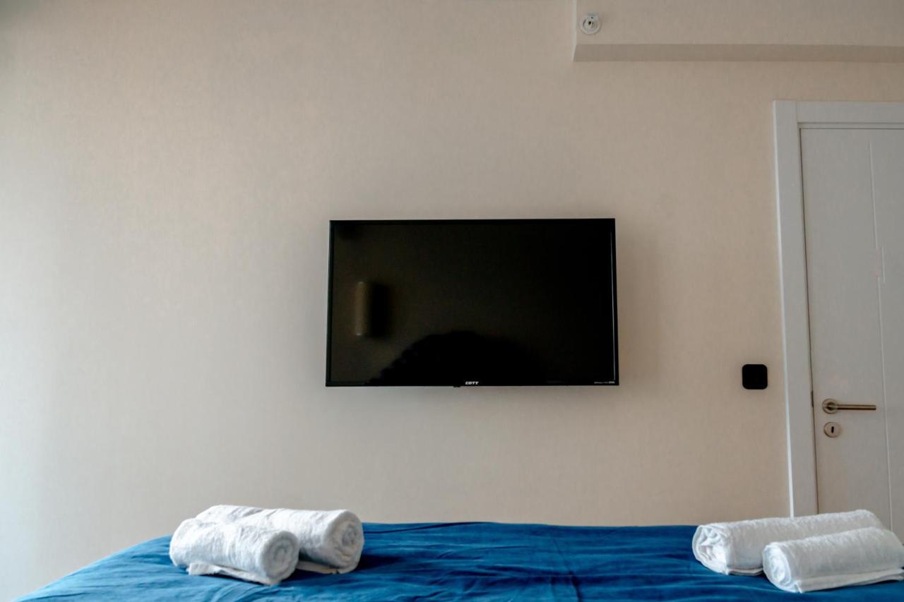 Orbi City - Aparthotel Near The Beach バトゥーミ エクステリア 写真